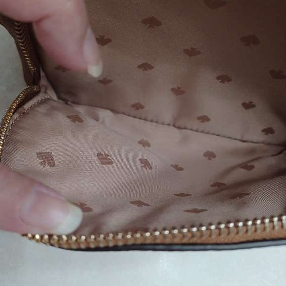 Kate Spade ♠️ NWOT travel pack handbag 👜 beautiful Brown bag pebble leather ♥️ - Picture 8 of 8